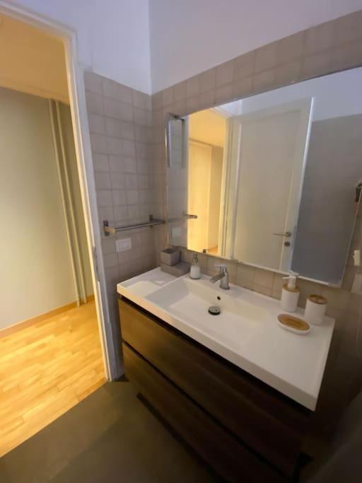Apartment Lovely Near Metro A Re Di *